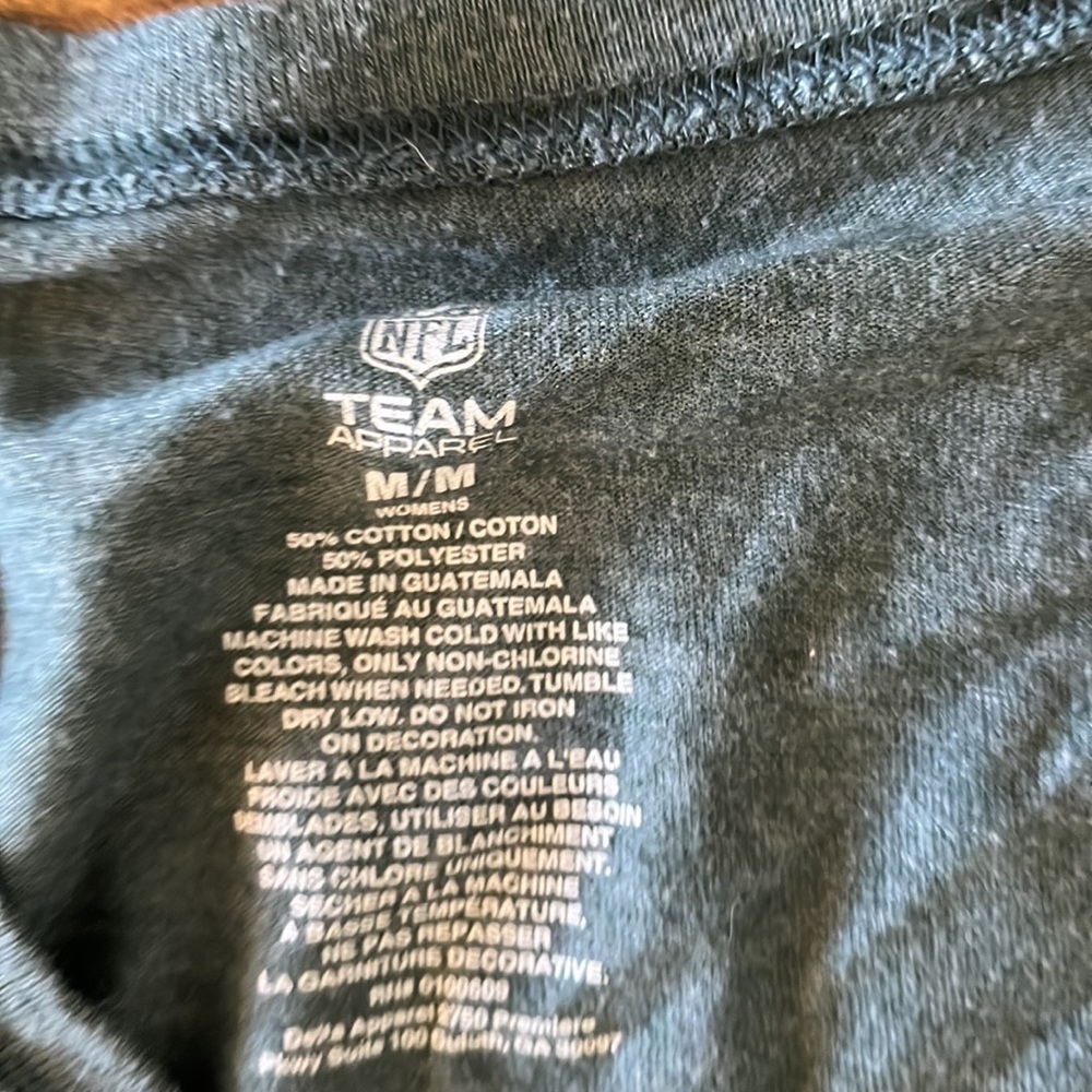 Like new eagles football tee - Picture 2 of 2